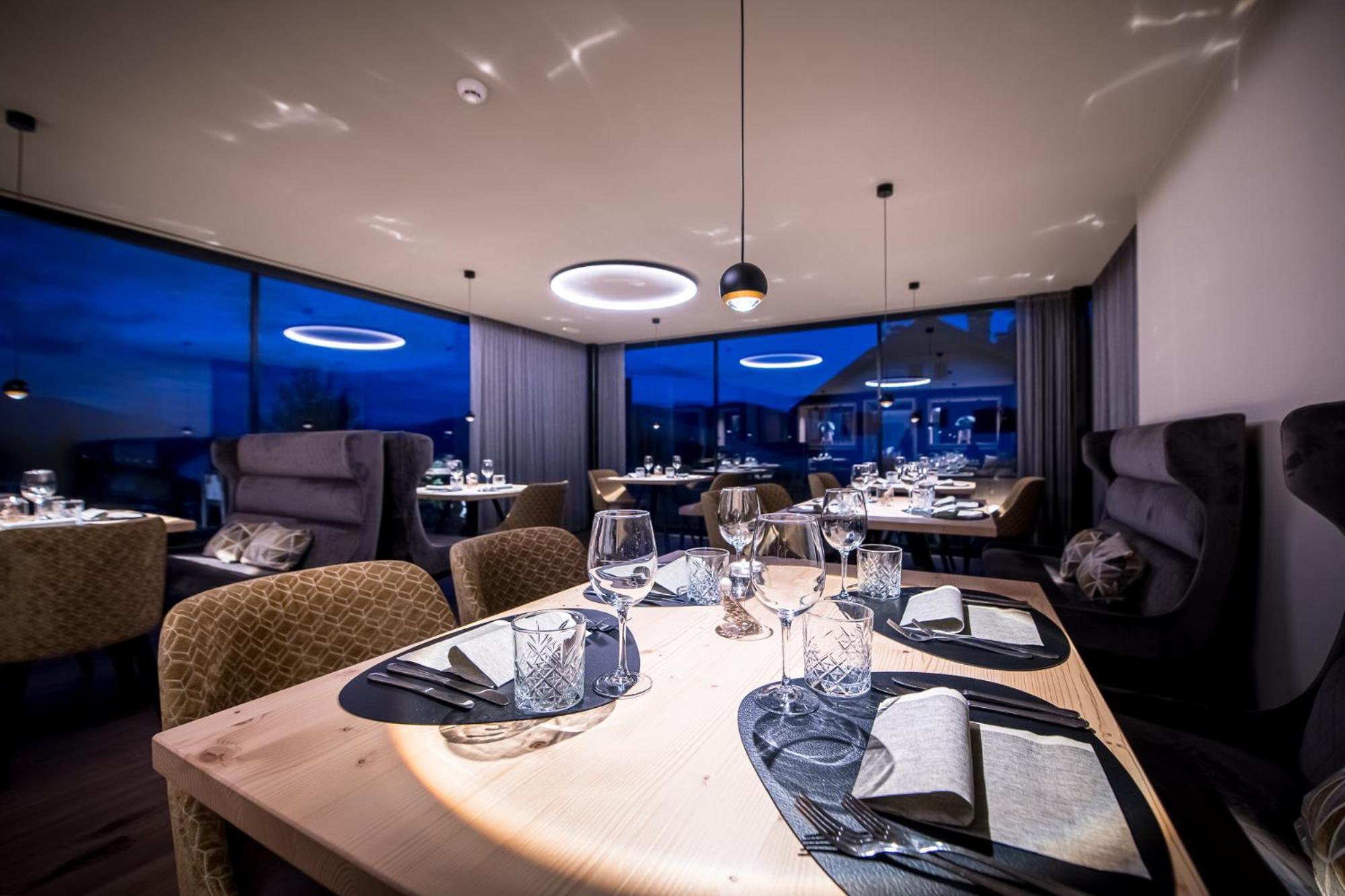 Hotel Sonnenheim เคียเนส ภายนอก รูปภาพ